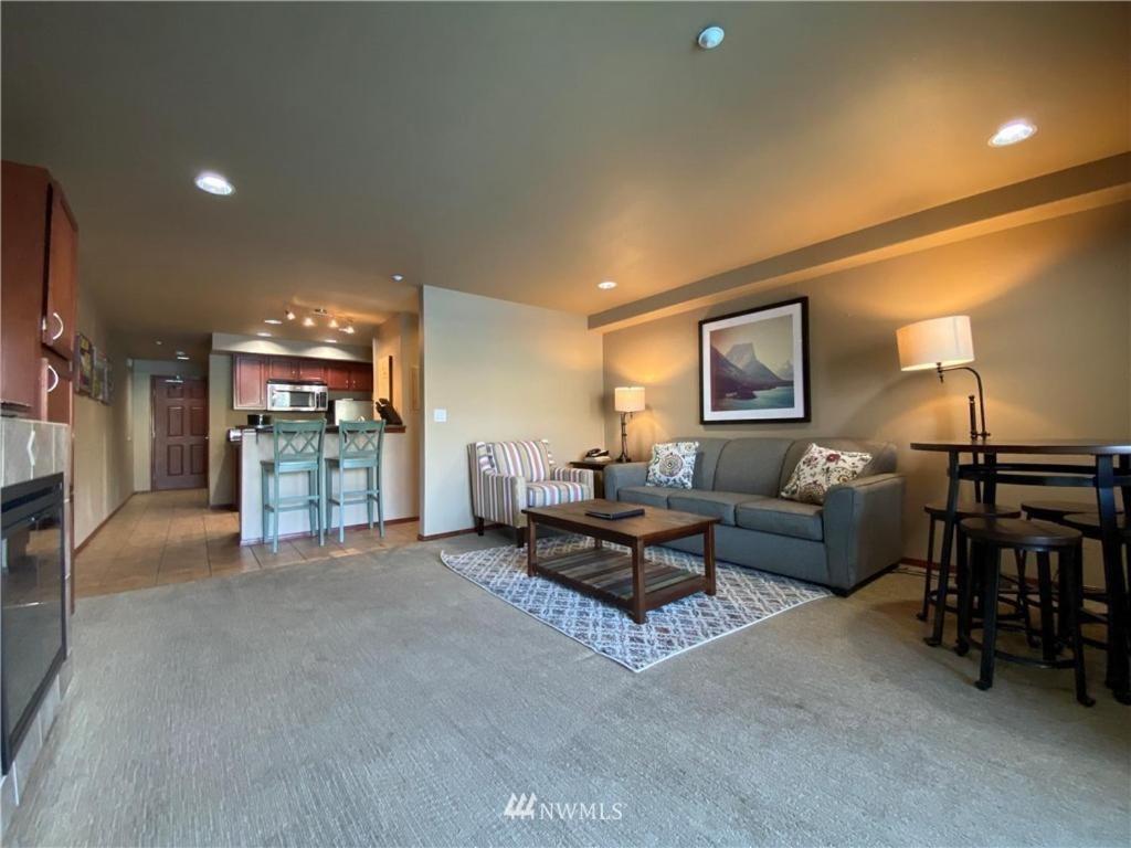 Grandview Lake Chelan- Waterfront View, Pool, Hot Tub, Golf, 1 Min To Downtown 외부 사진